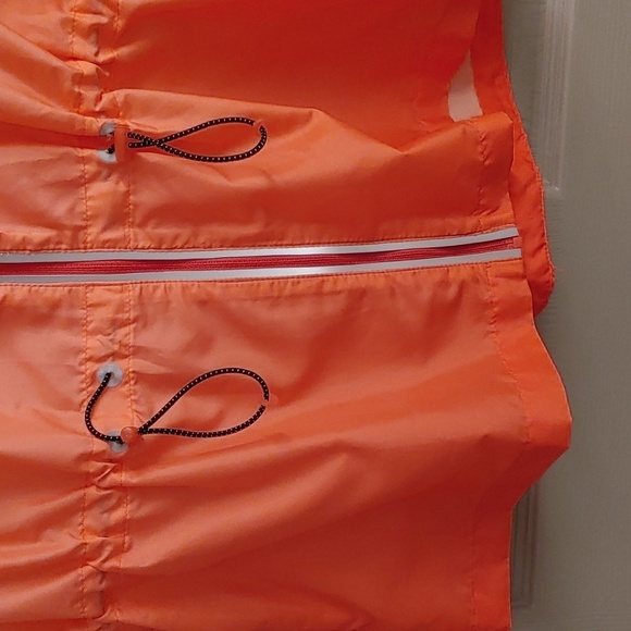 NIKE Gradient Ombre Women's Lightweight Running Vest Size Medium - Picture 10 of 16